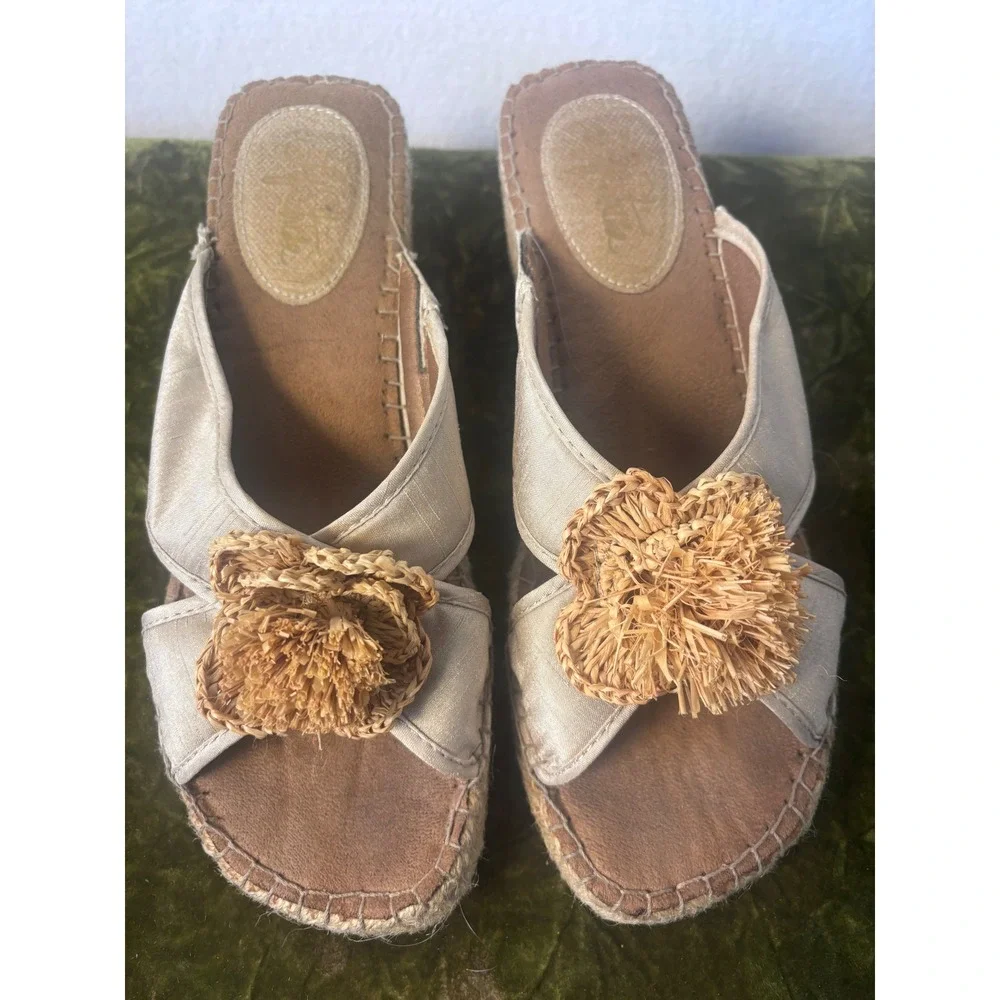 Life Stride Racy Beige Fabric Espadrille Wedge Sandals Flower 9 M‎